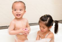 妻不准老公幫女兒洗澡！「怕缺乏被猥褻的意識」