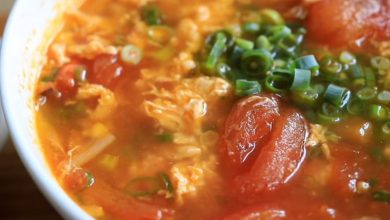 這道營養又簡單的番茄蛋花湯，媽媽們一定要試試看！