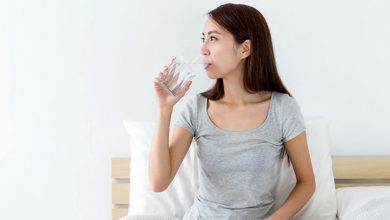 喝太多水真會出事！哪些人該留意容易水中毒？