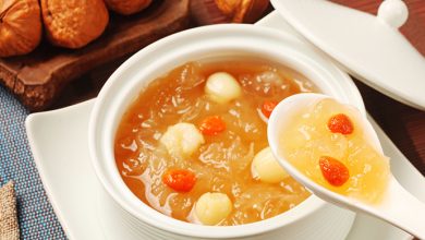 【電鍋食譜】自製平民燕窩：冰糖銀耳蓮子湯