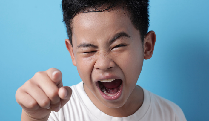 不懂得回嘴的人,容易成為被攻擊對象!想要生存,就要學會「發怒」